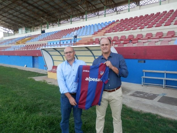 Sanjuán y Fernando, el día de la presentación.
