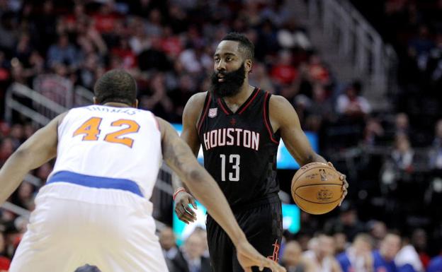 James Harden, en un partido ante los Knicks.