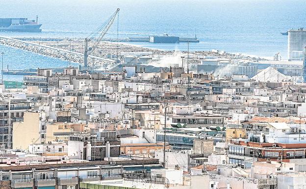 El Puerto de Alicante en una imagen de archivo,/Alex Dominguez / LP