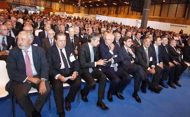 Los empresarios en la jornada por el Corredor Mediterráneo./Martínez Bueso