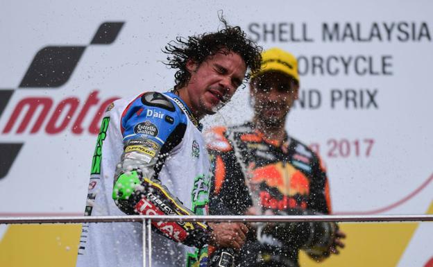 Morbidelli bañado en champagne. /Afp