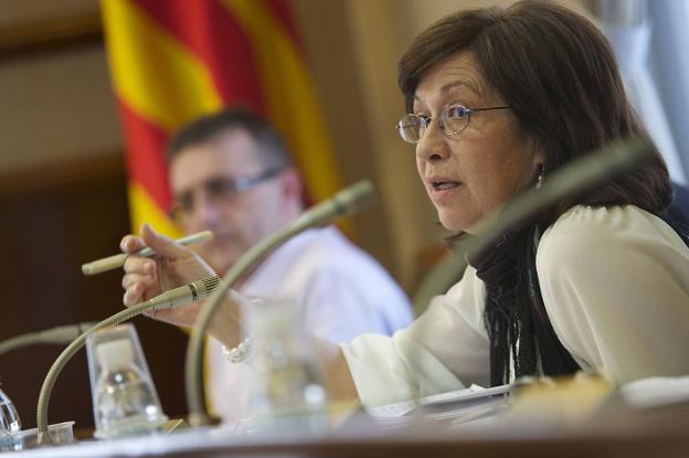 Ana García, en un pleno de Gandia de la pasada legislatura. / lp