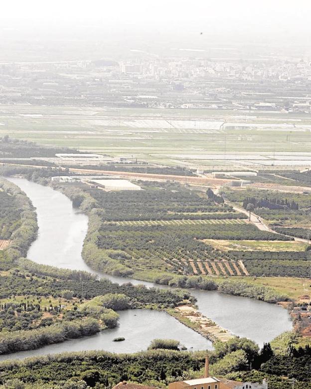 Vista del azud de la Marquesa, punto de partida del trasvase Júcar-Vinalopó. / francisco garcía