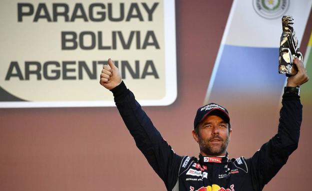 Sebastien Loeb, en el podio en 2017./Afp