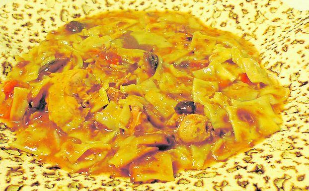 Gastronomía. Un rico gaspatxo de Mariola, típico del municipio.