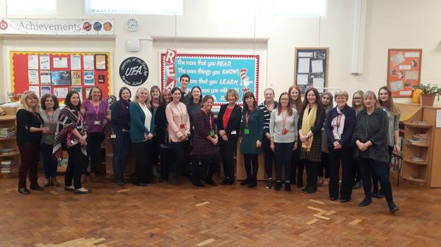 Las profesoras de La Xara en el 'job shadowing' en Newcastle. / LP