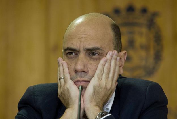 Gabriel Echávarri, alcalde de Alicante./ LP