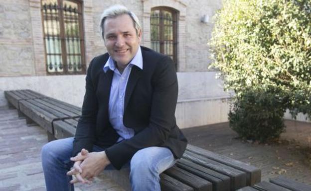 El exfutbolista Santiago Cañizares./Damián Torres