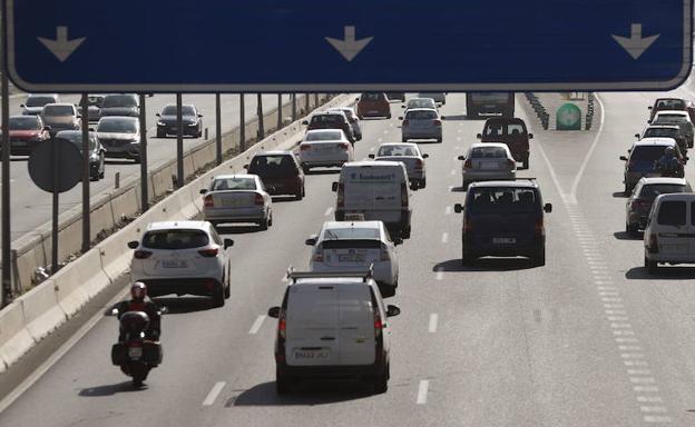 ¿Vas a viajar en Semana Santa? Evita estos días y estas horas