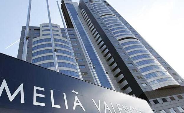 UGT-PV convoca huelga indefinida en el Hotel Meliá ante el «despido de toda la plantilla» de camareras de piso