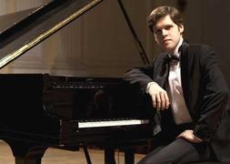 El pianista ruso Yaroshinsky gana el Concurso Internacional de Piano 'Premio José Iturbi'