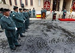 Acto de imposicion de condecoraciones en la sede del Grupo de Reserva y Seguridad de la Guardia Civil. / Jesús Signes/