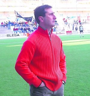 Fernando Maestre, nuevo técnico de la UD Alzira. ::
PEPE CATALÀ/