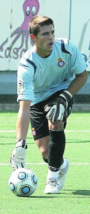 Víctor Ibáñez, en un partido de la pasada campaña. ::
EL PUNT/