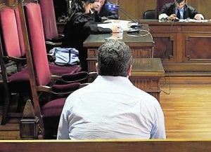 El estafador, en el último juicio contra él, en septiembre. ::
RAFA MOLINA/