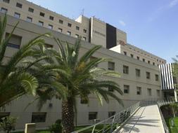 Imagen del hospital Doctor Peset, en Valencia. Foto JESÚS SIGNES./