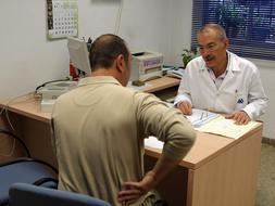 Convocan a los médicos inspectores de la Comunitat a una huelga indefinida todos los viernes a partir del día 27