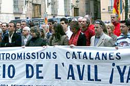 Concentración contra la AVL.