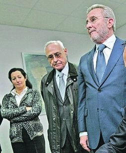 Enrique Martinavarro, en el centro/