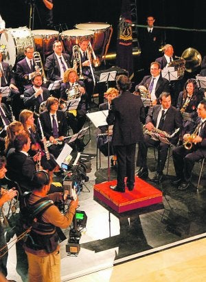 ESCENA. Concierto en el teatro municipal. / J. PENADÉS/