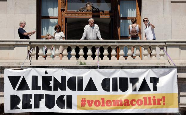 valencia-ayuntamiento-aquarius-kkG-U6014741510IO-624x385@Las%20Provincias.jpg