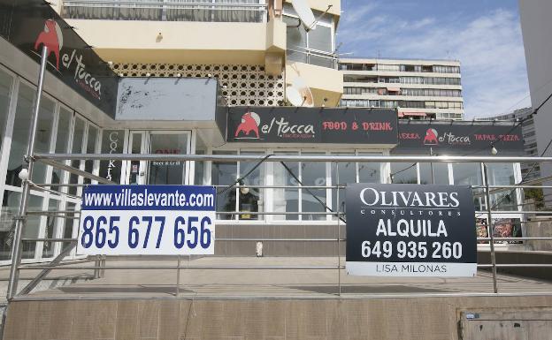 Closed premises in Benidorm.