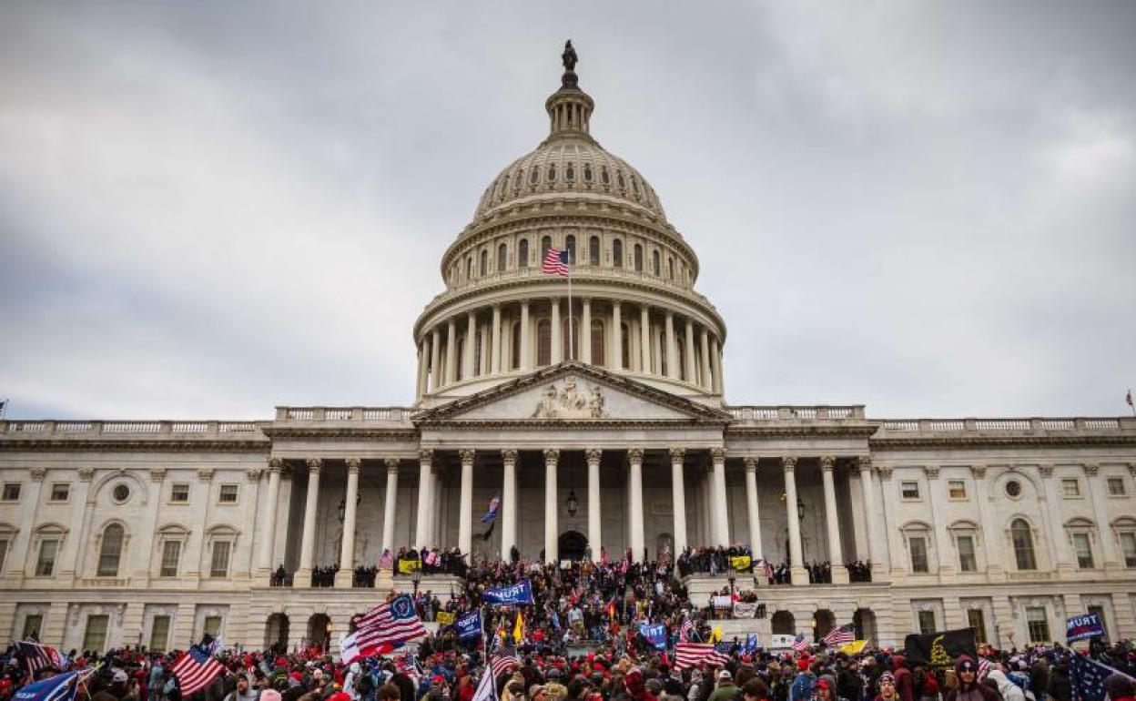 Asalto Al Capitolio Que Ha Pasado En Eeuu Por Que Los Seguidores De Trump Han Asaltado El Capitolio Las Provincias