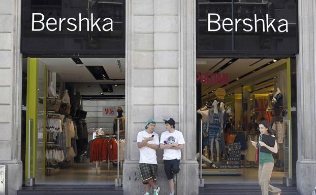 Inditex cambia su estrategia con las tiendas de Bershka y Stradivarius Las Provincias