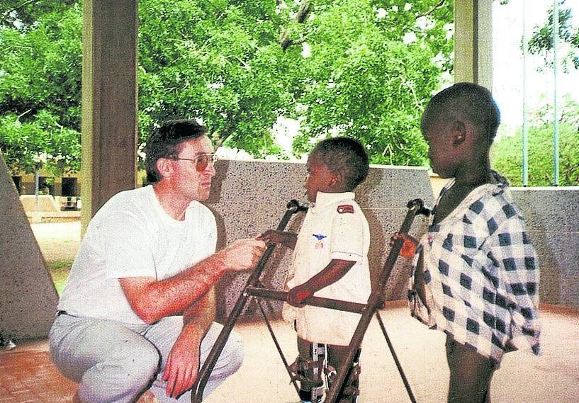 El misionero riojano José María Chávarri estuvo destinado en Sierra Leona entre 1992 y 1995, y vivió en primera persona crudos episodios de la guerra./