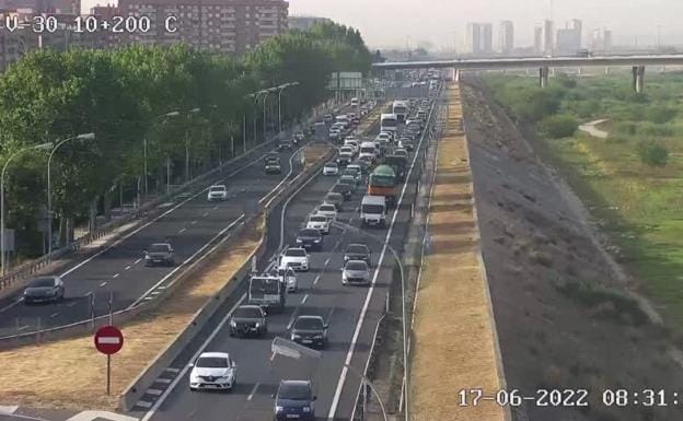 Traffic on the V-30 this Friday morning.