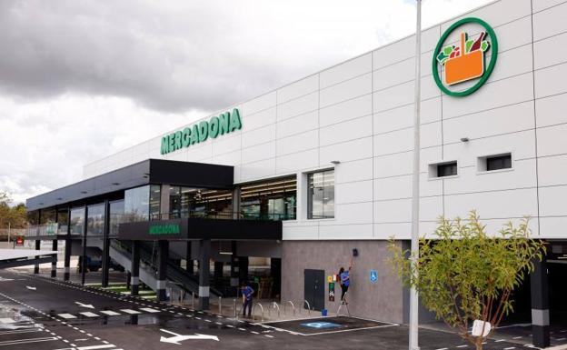 Mercadona ofrece más de 280 puestos de trabajo de entrada inmediata con sueldos desde 1.425 euros