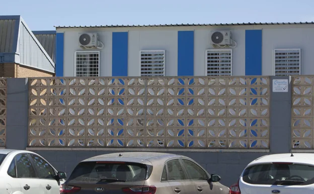 Cuartel del Instituto La Patacona de Alboraya.  El nuevo centro se construirá a expensas de Edificant. 