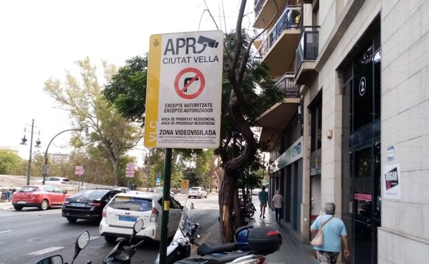 Las multas con las cámaras en el centro de Valencia siguen por las nubes con 88 sanciones diarias