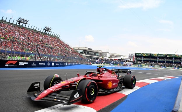 Carlos Sainz buscará lutar por vitórias novamente com a Ferrari.
