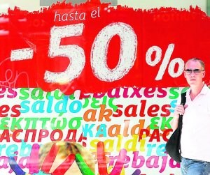 «Las Rebajas Son La Salvación De Una Temporada Muy Mala» | Las Provincias